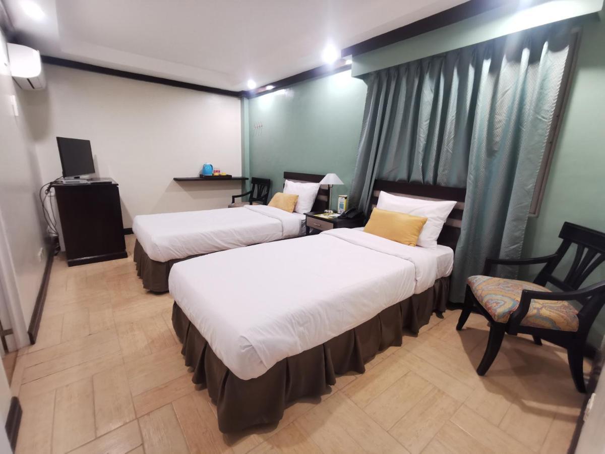 Tagaytay Country Hotel Tagaytay City Extérieur photo