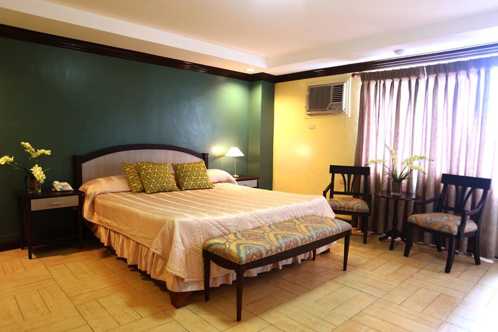 Tagaytay Country Hotel Tagaytay City Extérieur photo